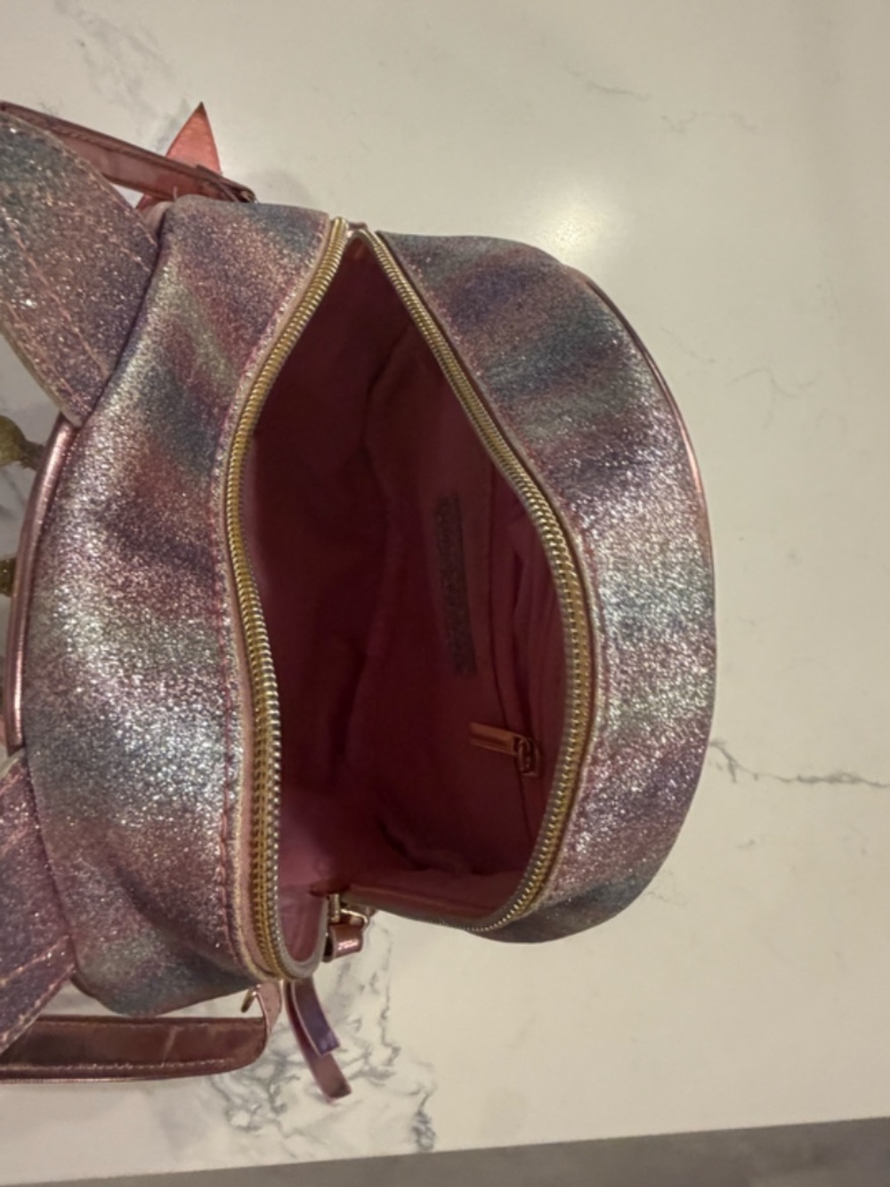 Little girl glitter purse. Brand: Under One Sky - Picture 4 of 7